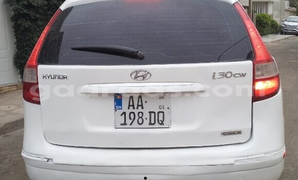 Buy Used Hyundai i30 White Car in Dakar in Dakar Buy Used Hyundai i30 White Car in Dakar in Dakar