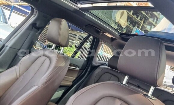 Acheter Occasion Voiture BMW X1 Bleu à Dakar, Dakar Acheter Occasion Voiture BMW X1 Bleu à Dakar, Dakar