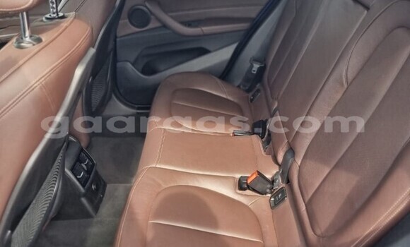 Acheter Occasion Voiture BMW X1 Bleu à Dakar, Dakar Acheter Occasion Voiture BMW X1 Bleu à Dakar, Dakar