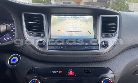 Buy Used Hyundai Tucson Blue Car in Dakar in Dakar Buy Used Hyundai Tucson Blue Car in Dakar in Dakar