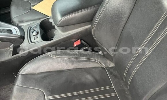 Acheter Occasion Voiture Ford Focus Blanc à Dakar, Dakar Acheter Occasion Voiture Ford Focus Blanc à Dakar, Dakar