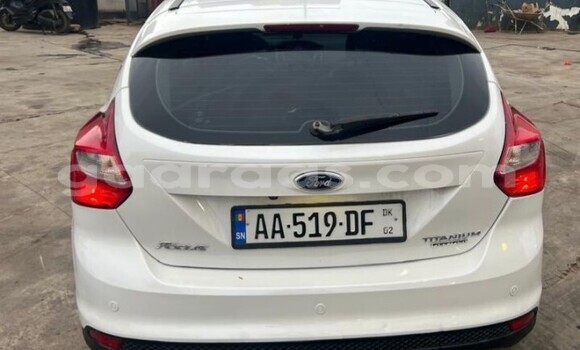 Acheter Occasion Voiture Ford Focus Blanc à Dakar, Dakar Acheter Occasion Voiture Ford Focus Blanc à Dakar, Dakar