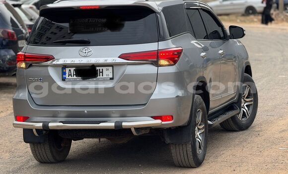 Buy Import Toyota Fortuner Silver Car in Dakar in Dakar Buy Import Toyota Fortuner Silver Car in Dakar in Dakar
