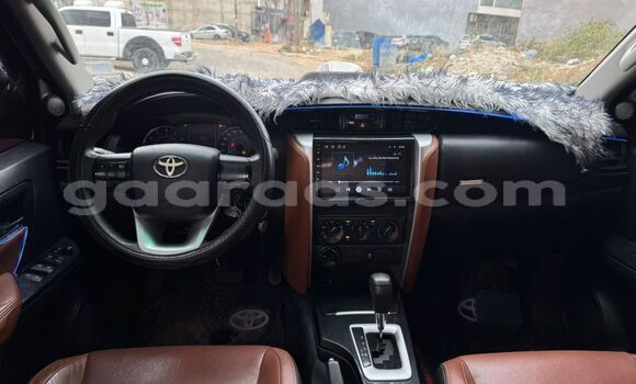 Buy Import Toyota Fortuner Silver Car in Dakar in Dakar Buy Import Toyota Fortuner Silver Car in Dakar in Dakar