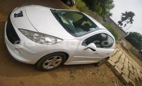 Buy Used Peugeot 207 White Car in Dakar in Dakar Buy Used Peugeot 207 White Car in Dakar in Dakar