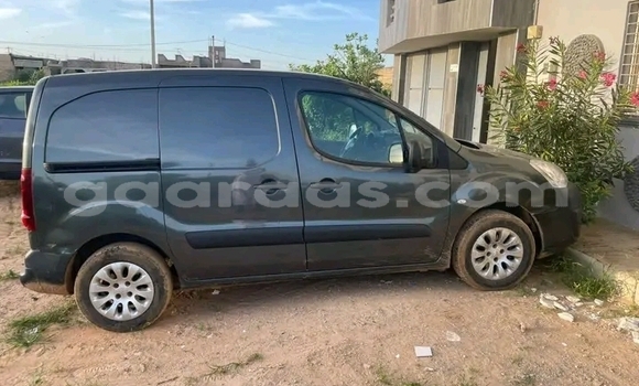 Dieundeu Occasion Citroen Berlingo Black Auto in Dakar in Dakar Dieundeu Occasion Citroen Berlingo Black Auto in Dakar in Dakar