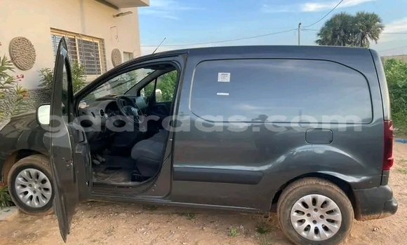 Dieundeu Occasion Citroen Berlingo Black Auto in Dakar in Dakar Dieundeu Occasion Citroen Berlingo Black Auto in Dakar in Dakar