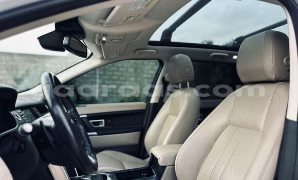 Buy Import Land Rover Discovery Sport White Car in Dakar in Dakar Buy Import Land Rover Discovery Sport White Car in Dakar in Dakar