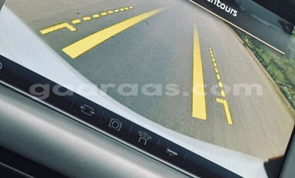 Buy Import Land Rover Discovery Sport White Car in Dakar in Dakar Buy Import Land Rover Discovery Sport White Car in Dakar in Dakar