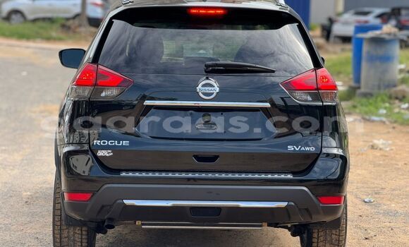 Buy Import Nissan Rogue Silver Car in Dakar in Dakar Buy Import Nissan Rogue Silver Car in Dakar in Dakar