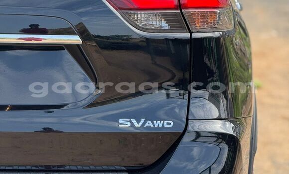 Buy Import Nissan Rogue Silver Car in Dakar in Dakar Buy Import Nissan Rogue Silver Car in Dakar in Dakar