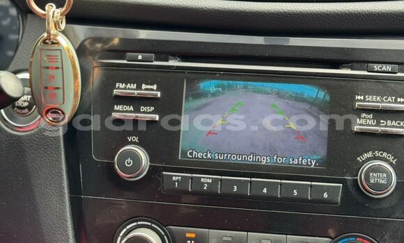 Buy Import Nissan Rogue Silver Car in Dakar in Dakar Buy Import Nissan Rogue Silver Car in Dakar in Dakar