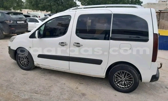 Dieundeu Occasion Peugeot Partner White Auto in Dakar in Dakar Dieundeu Occasion Peugeot Partner White Auto in Dakar in Dakar