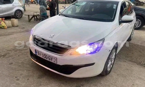 Buy Used Peugeot 308 White Car in Dakar in Dakar Buy Used Peugeot 308 White Car in Dakar in Dakar