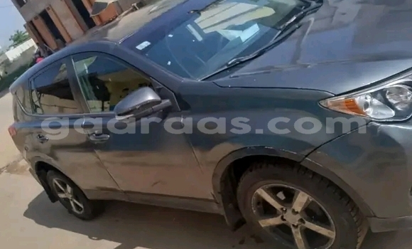 Dieundeu Occasion Toyota RAV4 Black Auto in Gandiaye in Kaolack Dieundeu Occasion Toyota RAV4 Black Auto in Gandiaye in Kaolack
