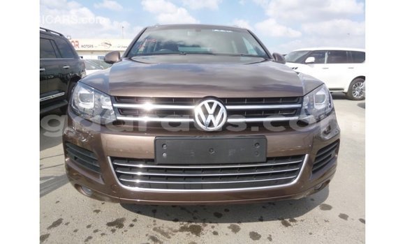 Acheter Import Voiture Volkswagen Touareg Marron à Import - Dubai, Dakar Acheter Import Voiture Volkswagen Touareg Marron à Import - Dubai, Dakar
