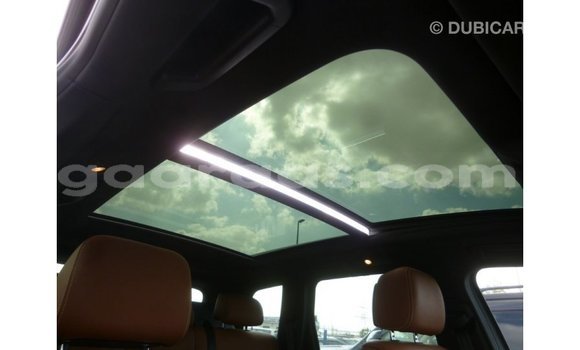 Acheter Import Voiture Volkswagen Touareg Marron à Import - Dubai, Dakar Acheter Import Voiture Volkswagen Touareg Marron à Import - Dubai, Dakar