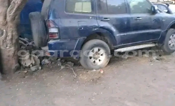 Acheter Occasion Voiture Mitsubishi Pajero Noir à Dakar, Dakar Acheter Occasion Voiture Mitsubishi Pajero Noir à Dakar, Dakar