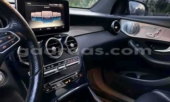 Acheter Occasion Voiture Mercedes‒Benz AMG GLC Blanc à Dakar, Dakar Acheter Occasion Voiture Mercedes‒Benz AMG GLC Blanc à Dakar, Dakar