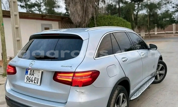 Acheter Occasion Voiture Mercedes‒Benz AMG GLC Blanc à Dakar, Dakar Acheter Occasion Voiture Mercedes‒Benz AMG GLC Blanc à Dakar, Dakar