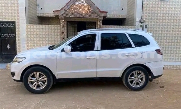 Buy Used Hyundai Santa Fe White Car in Dakar in Dakar Buy Used Hyundai Santa Fe White Car in Dakar in Dakar