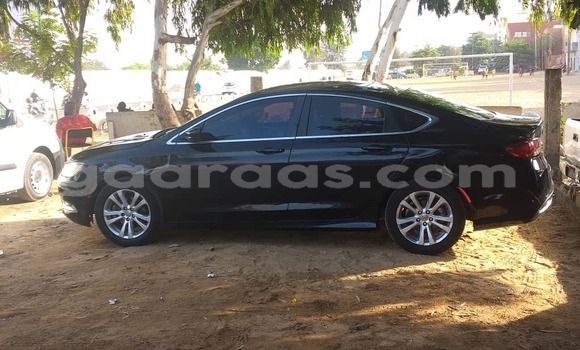 Dieundeu Occasion Chrysler 200 Black Auto in Dakar in Dakar