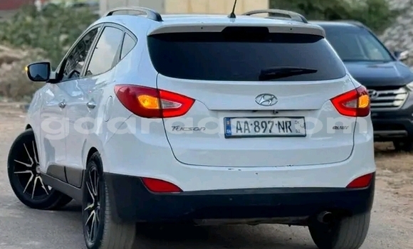 Acheter Occasion Voiture Hyundai Elantra Blanc à Dakar, Dakar Acheter Occasion Voiture Hyundai Elantra Blanc à Dakar, Dakar