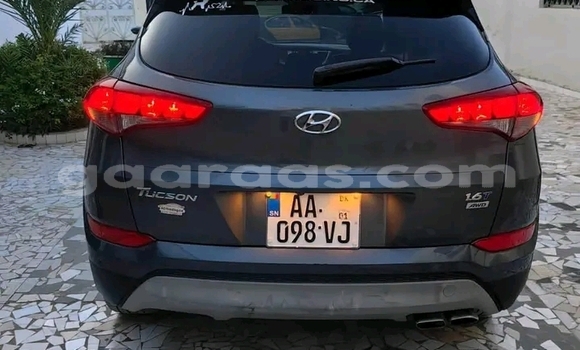 Buy Used Hyundai Tucson Black Car in Dakar in Dakar