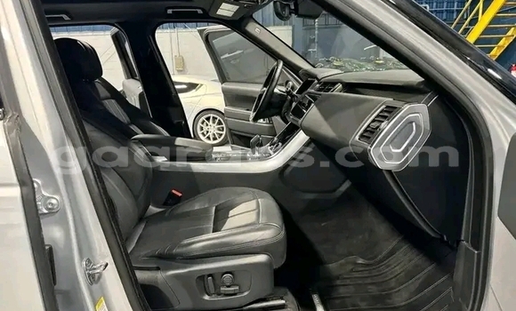 Acheter Occasion Voiture Land Rover Range Rover Blanc à Dakar, Dakar Acheter Occasion Voiture Land Rover Range Rover Blanc à Dakar, Dakar