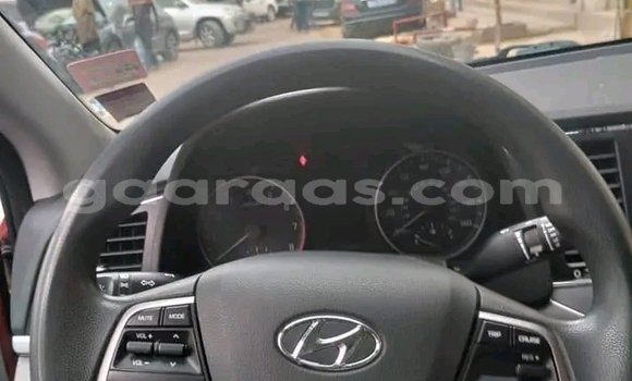 Acheter Occasion Voiture Hyundai Elantra Rouge à Dakar, Dakar Acheter Occasion Voiture Hyundai Elantra Rouge à Dakar, Dakar