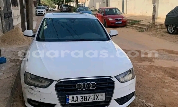 Acheter Occasion Voiture Audi A4 Blanc à Dakar, Dakar Acheter Occasion Voiture Audi A4 Blanc à Dakar, Dakar