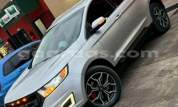 Acheter Occasion Voiture Ford Edge Blanc à Dakar, Dakar Acheter Occasion Voiture Ford Edge Blanc à Dakar, Dakar
