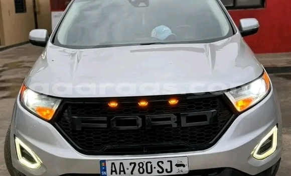 Acheter Occasion Voiture Ford Edge Blanc à Dakar, Dakar Acheter Occasion Voiture Ford Edge Blanc à Dakar, Dakar