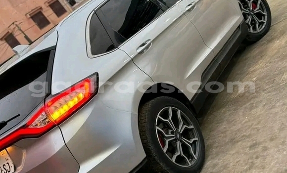 Acheter Occasion Voiture Ford Edge Blanc à Dakar, Dakar Acheter Occasion Voiture Ford Edge Blanc à Dakar, Dakar