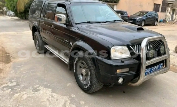 Acheter Occasion Voiture Mitsubishi L200 Noir à Dakar, Dakar Acheter Occasion Voiture Mitsubishi L200 Noir à Dakar, Dakar