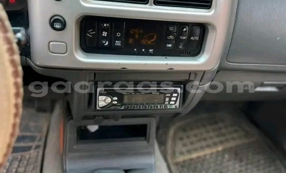 Acheter Occasion Voiture Mitsubishi L200 Noir à Dakar, Dakar Acheter Occasion Voiture Mitsubishi L200 Noir à Dakar, Dakar