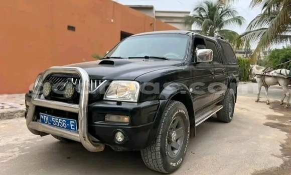 Acheter Occasion Voiture Mitsubishi L200 Noir à Dakar, Dakar Acheter Occasion Voiture Mitsubishi L200 Noir à Dakar, Dakar
