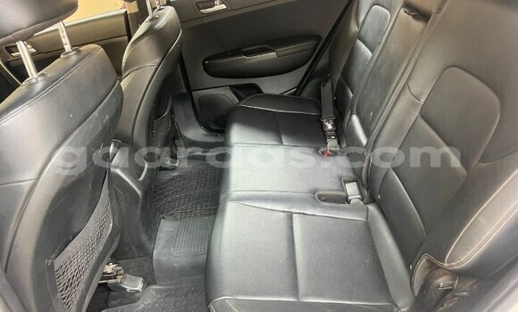 Dieundeu Occasion Kia Sportage Silver Auto in Dakar in Dakar Dieundeu Occasion Kia Sportage Silver Auto in Dakar in Dakar