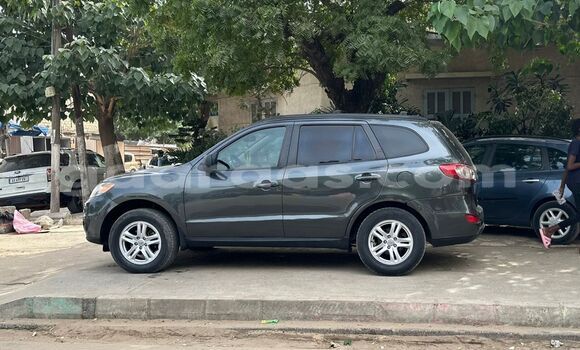 Buy Used Hyundai Santa Fe Beige Car in Dakar in Dakar Buy Used Hyundai Santa Fe Beige Car in Dakar in Dakar