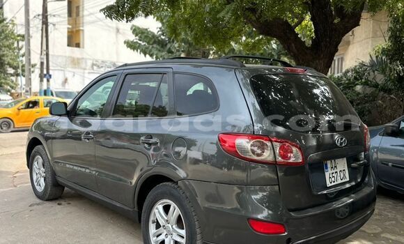 Buy Used Hyundai Santa Fe Beige Car in Dakar in Dakar Buy Used Hyundai Santa Fe Beige Car in Dakar in Dakar