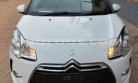 Acheter Occasion Voiture Renault Clio Blanc à Dakar, Dakar