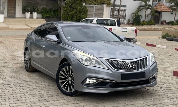 Dieundeu Imported Hyundai Grandeur Silver Auto in Dakar in Dakar Dieundeu Imported Hyundai Grandeur Silver Auto in Dakar in Dakar