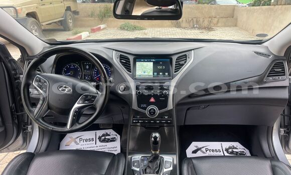 Dieundeu Imported Hyundai Grandeur Silver Auto in Dakar in Dakar Dieundeu Imported Hyundai Grandeur Silver Auto in Dakar in Dakar