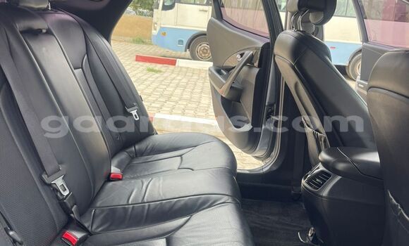 Dieundeu Imported Hyundai Grandeur Silver Auto in Dakar in Dakar Dieundeu Imported Hyundai Grandeur Silver Auto in Dakar in Dakar