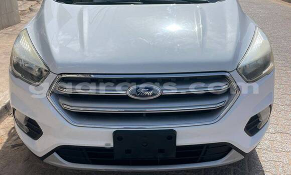 Acheter Occasion Voiture Ford Escape Blanc à Dakar, Dakar