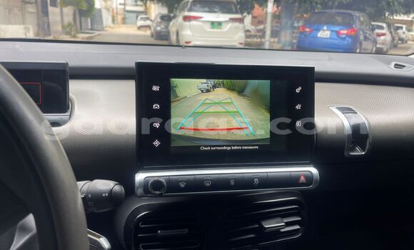 Acheter Import Voiture Citroen C4 cactus Gris à Dakar, Dakar Acheter Import Voiture Citroen C4 cactus Gris à Dakar, Dakar