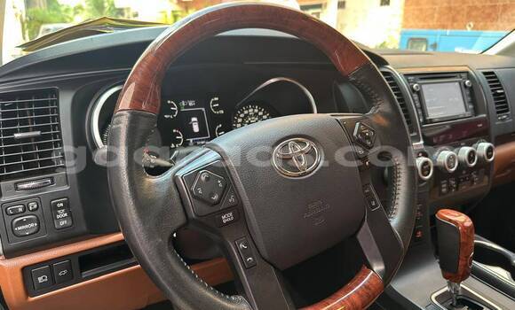 Buy Used Toyota Sequoia Black Car in Dakar in Dakar Buy Used Toyota Sequoia Black Car in Dakar in Dakar