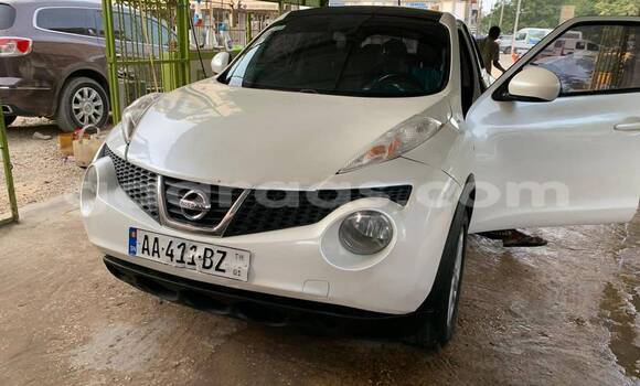 Dieundeu Occasion Nissan Juke White Auto in Dakar in Dakar