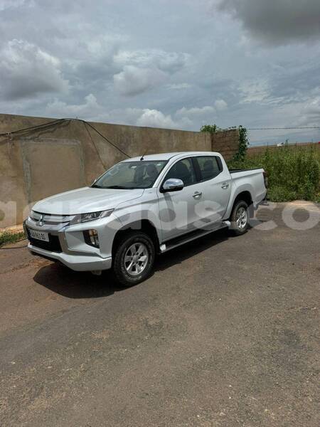 Big with watermark mitsubishi l200 dakar dakar 26109