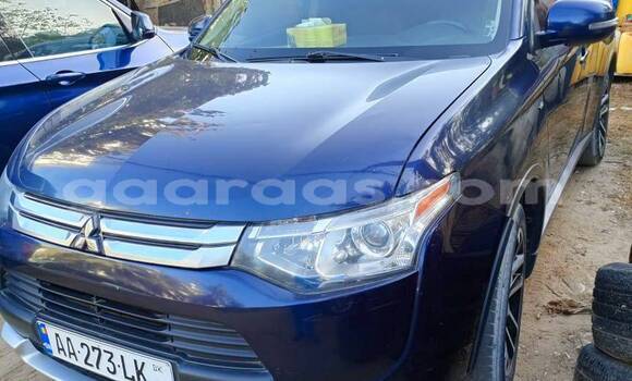 Dieundeu Occasion Mitsubishi Outlander Blue Auto in Dakar in Dakar Dieundeu Occasion Mitsubishi Outlander Blue Auto in Dakar in Dakar